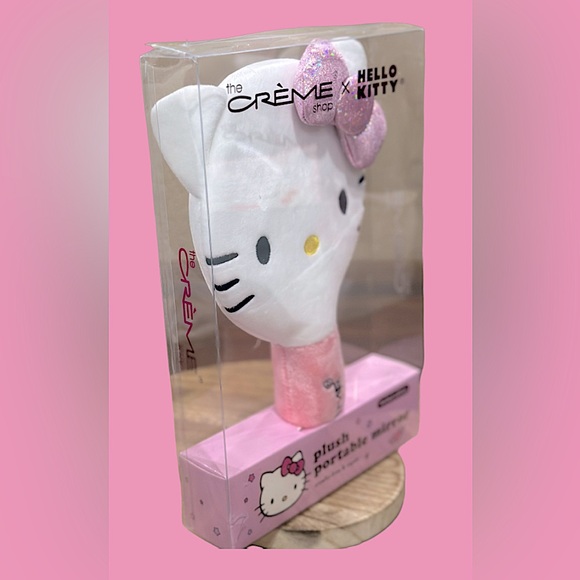 The Crème Shop x Hello Kitty Plush Portable Mirror - New - Picture 4 of 4